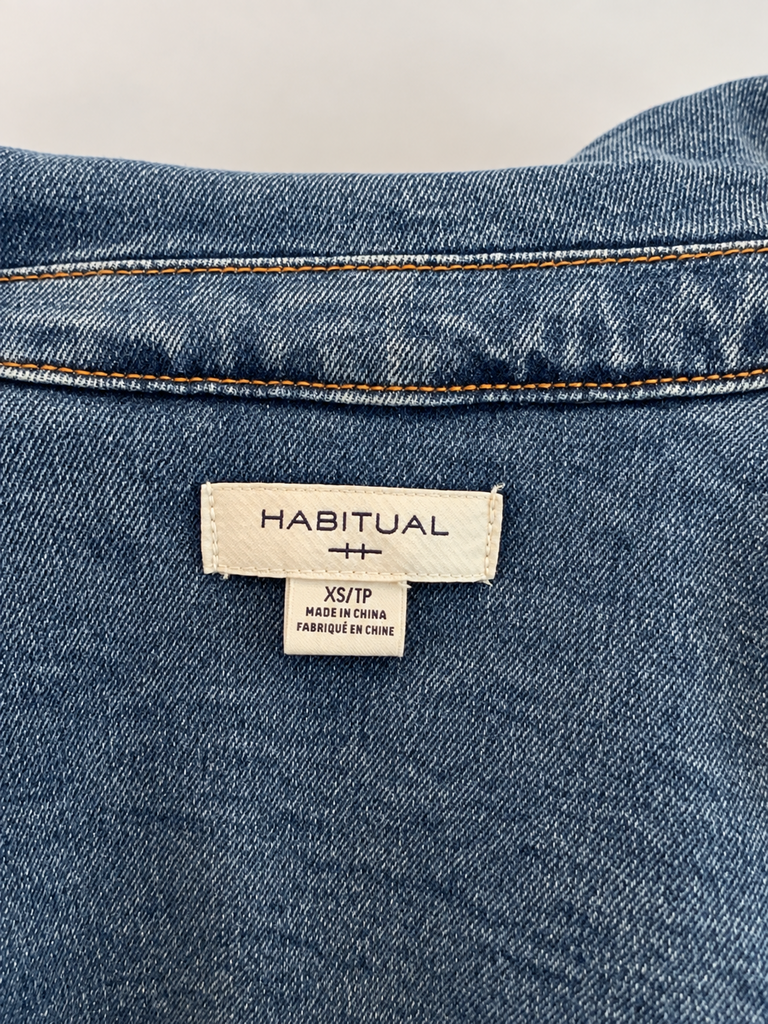 Habitual Short Sleeve Denim Shift Dress (XS)